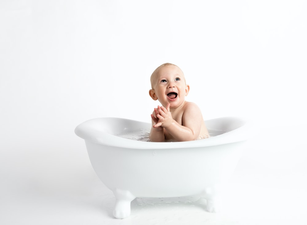 perlengkapan mandi bayi